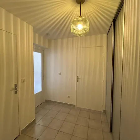 Apartment Cosy A 200 M De La *