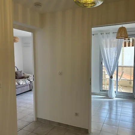 Cosy A 200 M De La